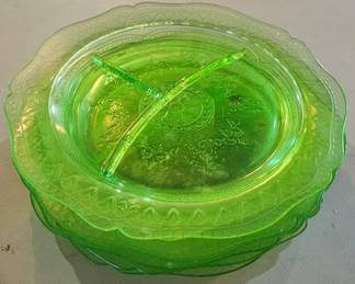 62 - Lot of Green Depression Glass Plates
