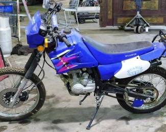 6 - 2010 Huawin Dirt Bike Cheetah200 untested

