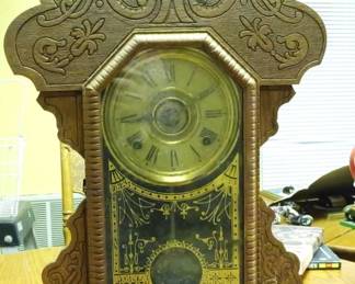 174 - Antique Mantle Clock
