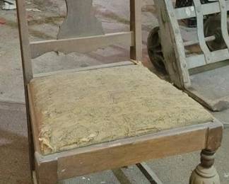452 - Antique Chair
