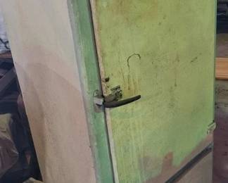 435 - Vintage Refrigerator

