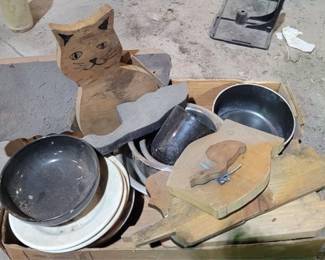 454 - Lot of Assorted Cat & Dish Items
