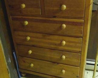190 - Dresser
