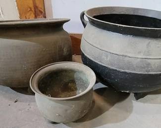 461 - Cast Iron Pots & more
