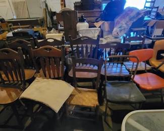 521 - Lot of Assorted Items
