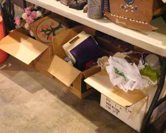 216 - Assorted Items
