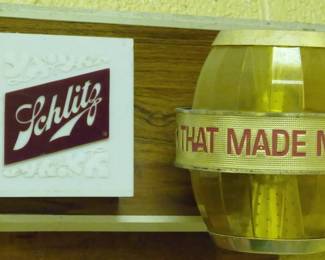125 - Vintage Schlitz Light up Advertising Sign
