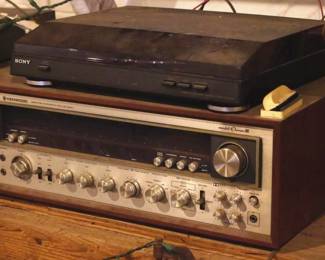 283 - Vintage Stereo Equipment
