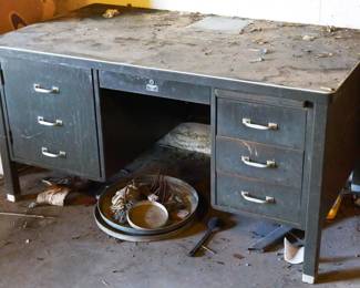 270 - Metal Desk
