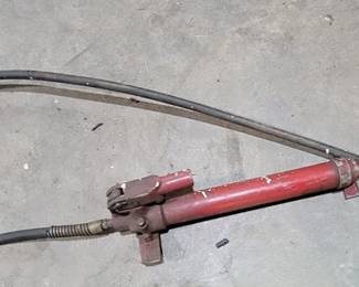 401 - Hydraulic Hand Pump
