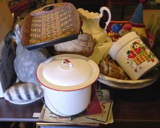 204 - Lot of Assorted Items
