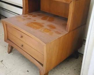 27x - Mid-Century Side Table by Mengel Furniture Co Louisville, KY
