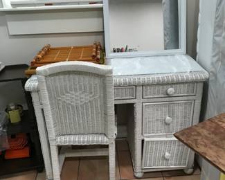 wicker desk with chair, mirror 75 obo