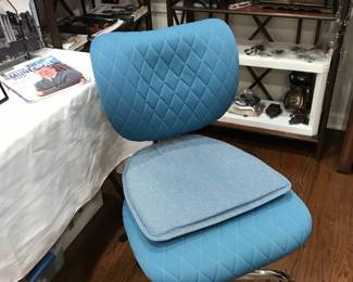2 fairly new office chairs 40 each
