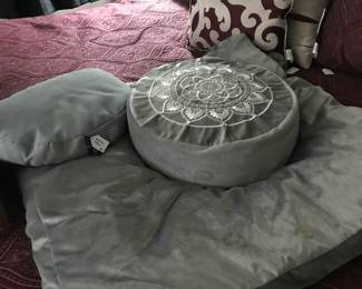 meditation mat and pillows all 3, 75.00