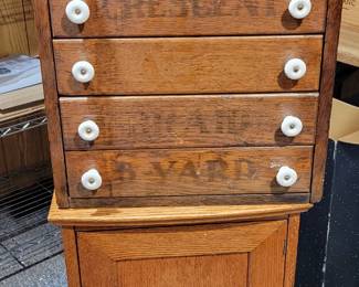 Spool cabinet and small commode 