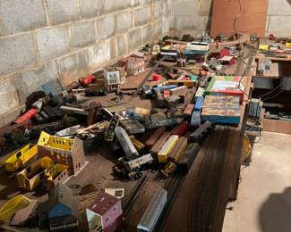 Huge Train Table, Multiple Trains, Houses, Accessories, Kits