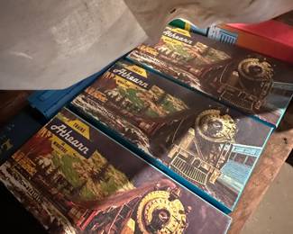 Trains & Accessories