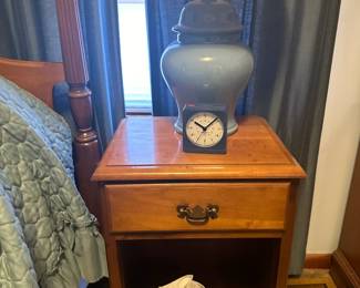 Maple Nightstand, Multiple Ceramic Style Lamps - several colors