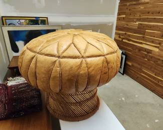 Inv no  301 leather pouf 28d x 23 t
