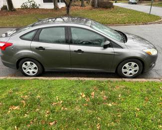 2014 Ford Focus S Sedan 4 door. $9,500