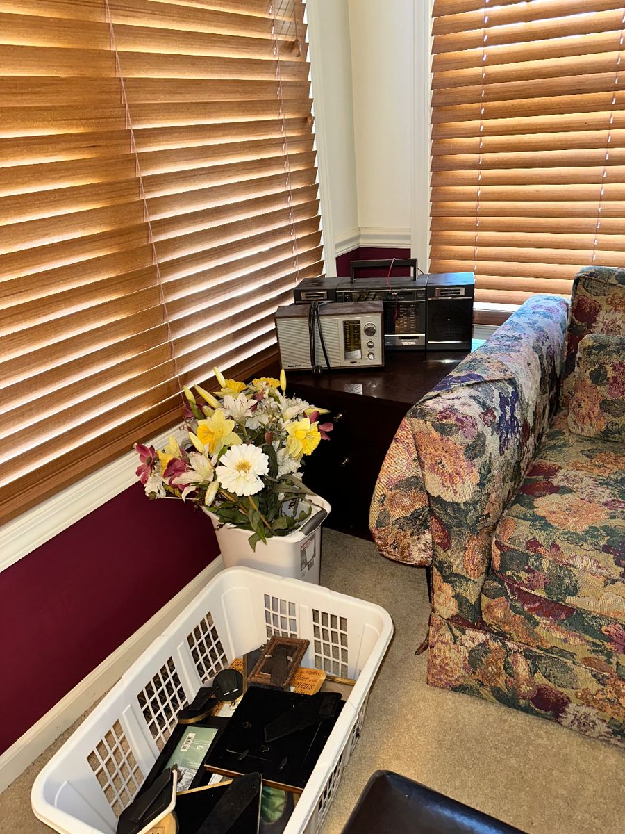 One Day Blow Out Sale Palos Heights Estate... starts on 3/28/2024