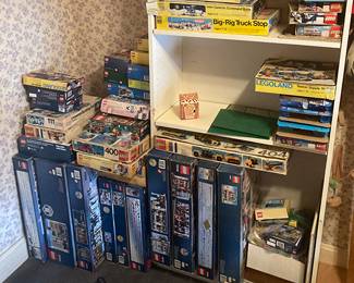 TONS of Vintage Legos in Original Boxes