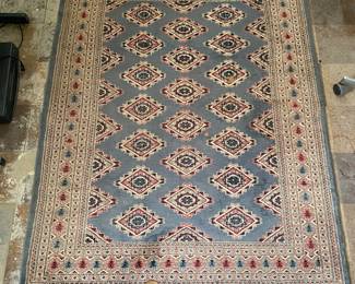 Hand-knotted Pakistani rug