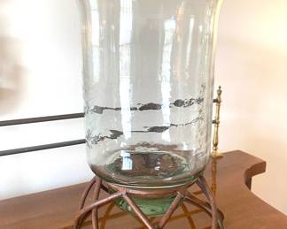 Pair/handblown hlass hurricanes in metal base