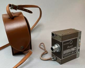 Vintage Revere 8 “Model Seventy Seven” 8mm Movie Camera with Original Leather Case