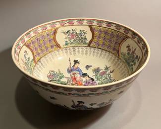 Vintage Chinese Famille Rose Hand Painted Bowl