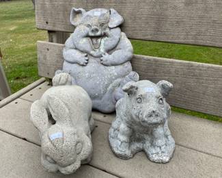 Cement animals