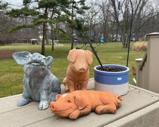 Lawn ornaments