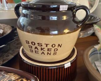 boston baked beans pot
