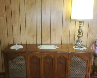 Stereo with record player