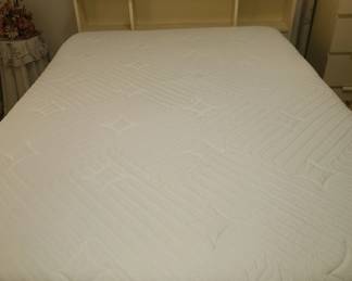 Full Sized Bed