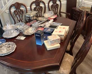 Silver plated items, ornaments