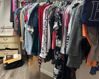 Handbags, mens pants, womens pants, women clothing, mens clothing, ties, jackets, shoes, reusable bags