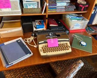 Montgomery Wards vintage typewriter