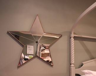 Large Mirrored Star