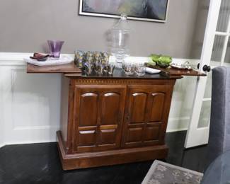 Ethan Allen Buffet Server  Classic Manor Solid Hard Rock Maple 