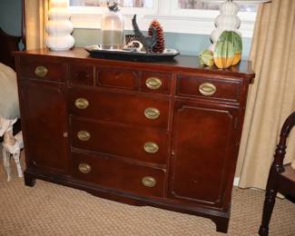 Mahogany Server Buffet Dresser