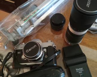 Cannon/Vivitar camera with extras