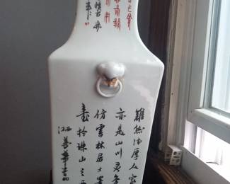 600
