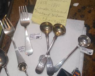 Baby fork 20
Watch Native sterling silve band 50 Zuni
Spoon all the way left 30
Mary spoons gold wash 99
Single 1800s American spoon left 40