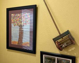 Pictures & handled roller