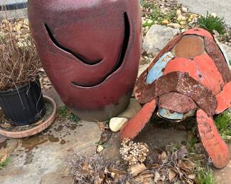 Outdoor decor - family removed Turtle 