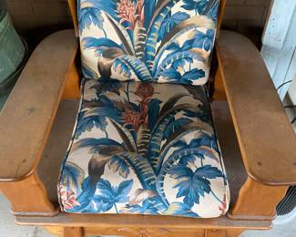 Screen porch off kitchen 