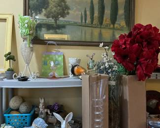 Bedroom items including framed vintage picture, flowers, large glass vase, Easter items, 