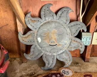 Old Sun decor